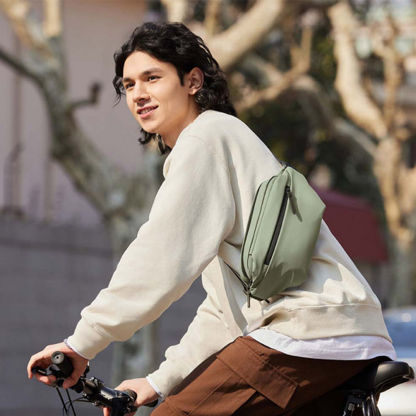 Xiaomi Mijia Multifunctional sports and leisure chest bag gray 56550